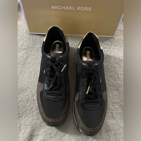 Michael Michael Kors Monique Trainer Sneakers EUC - Picture 8 of 13